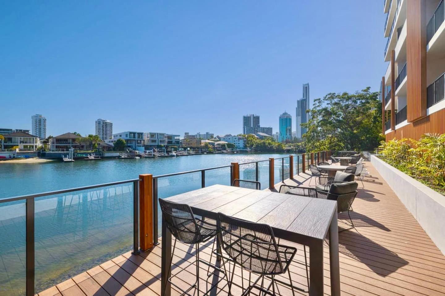 E.S. Surfers Paradise Διαμέρισμα Χρυσή Ακτή Εξωτερικό φωτογραφία